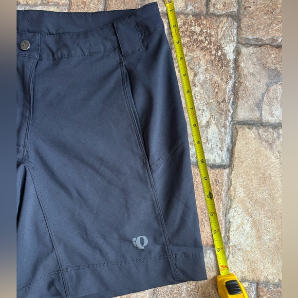 Pearl Izumi Women's Black Bike Shorts without Chamois - Picture 5 of 6